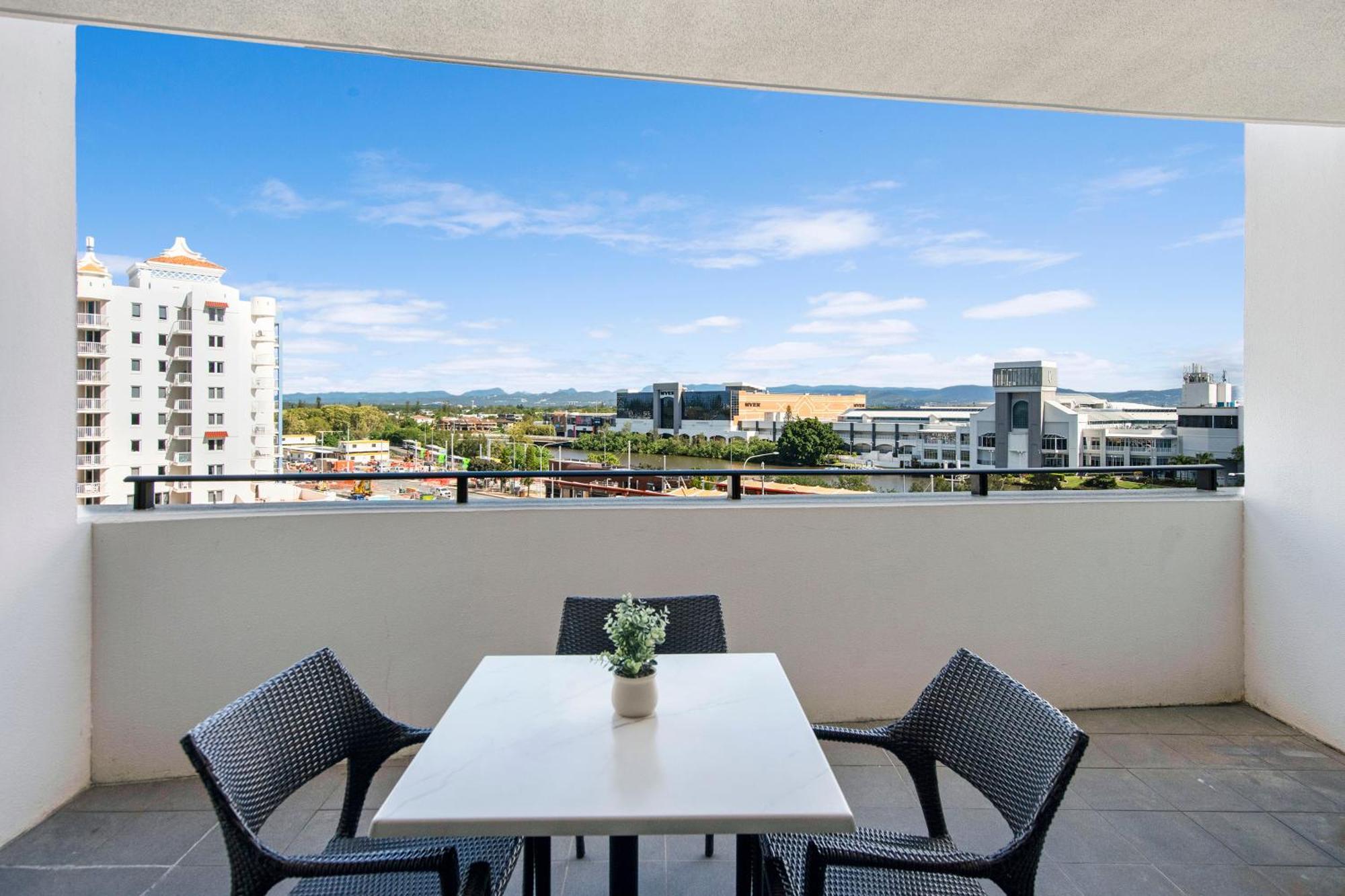 Sierra Grand Broadbeach - Self Contained & Privately Managed Apartments Χρυσή Ακτή Εξωτερικό φωτογραφία